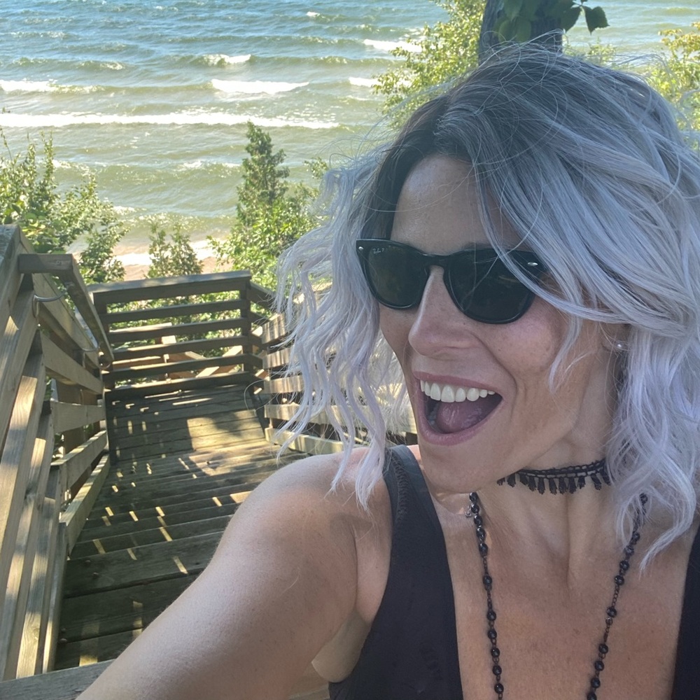 Meet your Posher, Nicole